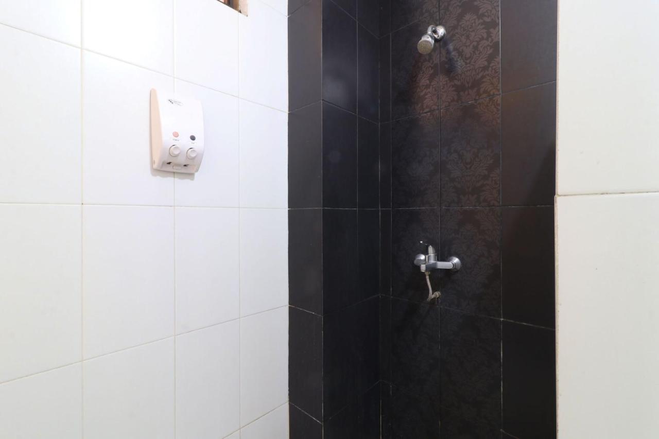 C'One Hotel Pulomas Jakarta Exteriér fotografie
